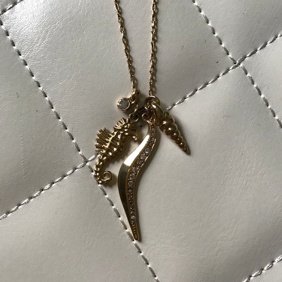 Stella & Dot Jewelry - Seahorse 🐚 Charm Necklace Stella & Dot Jewelry - Seahorse 🐚 Charm Necklace